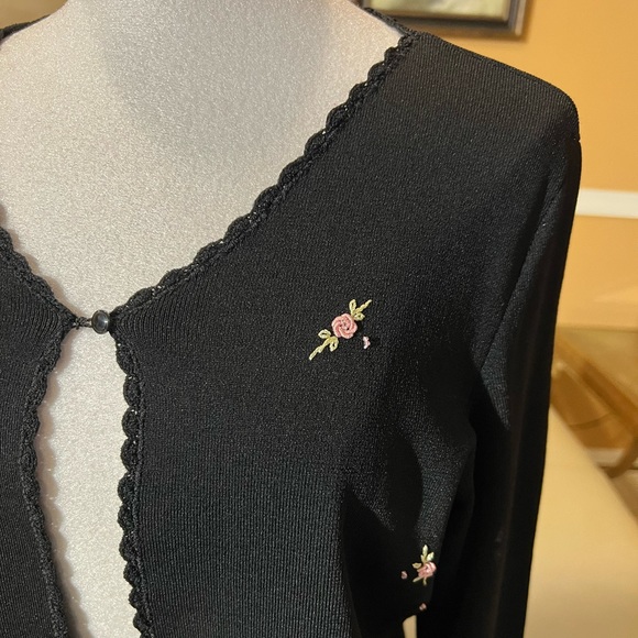 Black cardigan by Jennifer Moore size large - Picture 3 of 8